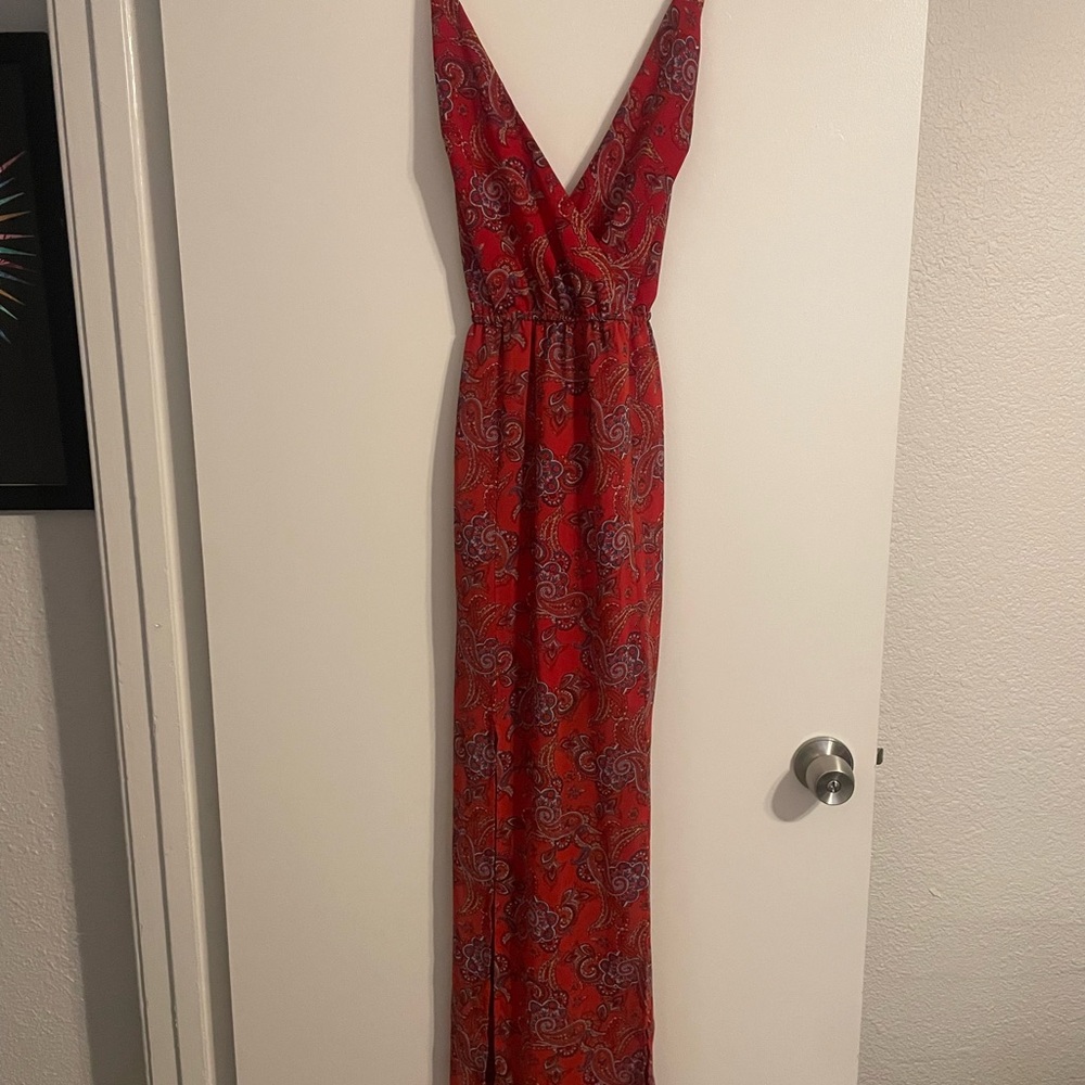 Forever 21 Scarlet Paisley Maxi Dress